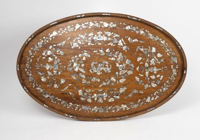 CHINE ou INDOCHINE, vers 1900
Oval tray in...