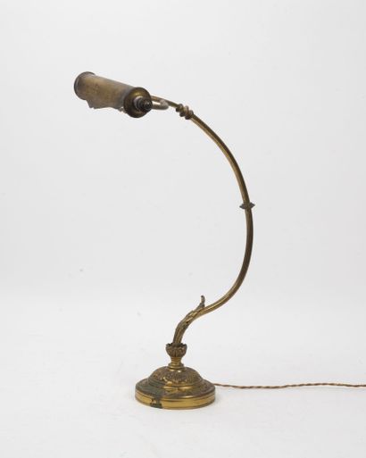 Lot of bronze objects:

- Electrified table...
