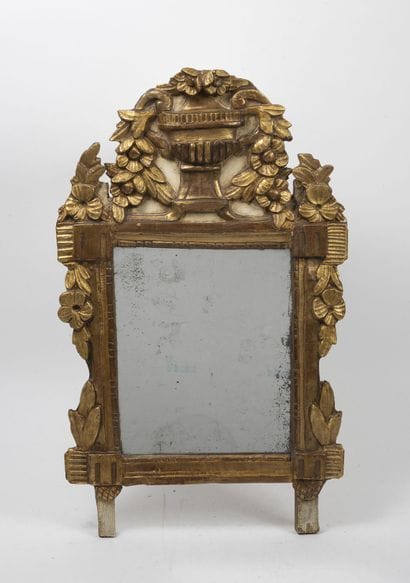 FRANCE, XIXEME SIECLE
Small rectangular mirror...