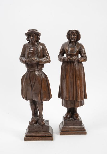 BRETAGNE, XXème siècle
Couple of Breton.

Sculptures...