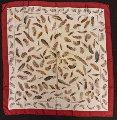 HERMES Paris
Silk twill square printed 