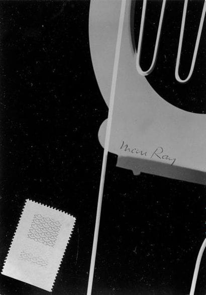 MAN RAY (1890-1976)
Sans titre. Collage d'une...