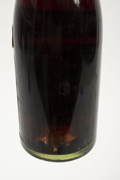 Richebourg
1 bouteille, 1975.

Domaine de...