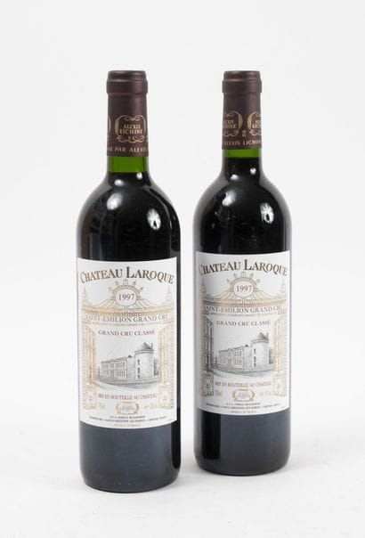 Château Laroque
2 bouteilles, 1997.

Saint-Emilion.

Niveau...