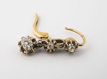 A yellow gold (750) dormeuse set with three...