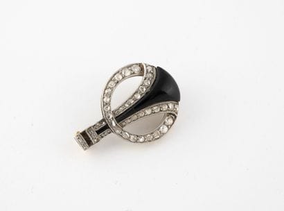 Yellow gold (585) and platinum (850) brooch...
