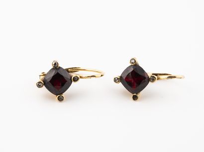 Pair of yellow gold (750) dormeuses adorned...