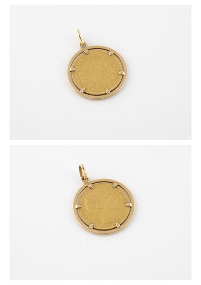 Pendentif en or jaune (750) retenant une...
