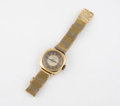 L. LEROY ET CIE
Ladies' wristwatch.

Barrel-shaped...