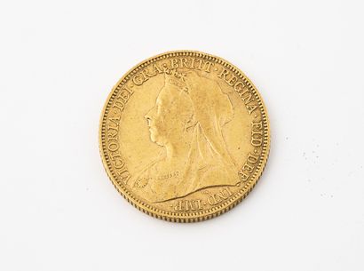 Angleterre
Pièce d'un souverain or, 1898....