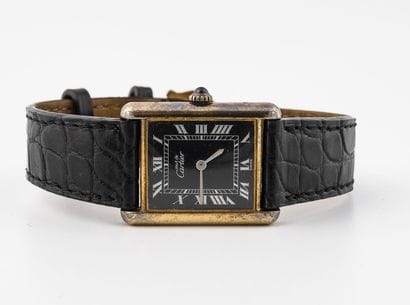 MUST de CARTIER
Wrist watch of lady.

Rectangular...
