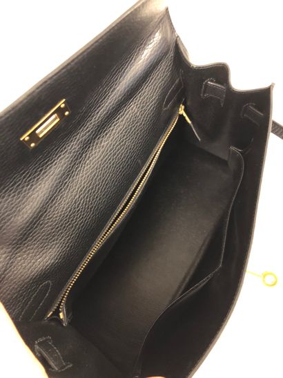 HERMES, PARIS - Made in France
Kelly bag...