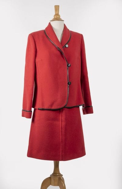 HERMES Paris
Suit skirt and jacket in red...