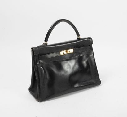 HERMES PARIS - MADE IN FRANCE
Kelly bag 32...