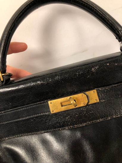 HERMES PARIS - MADE IN FRANCE
Kelly bag 32...