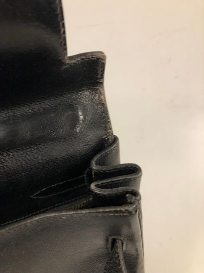 HERMES PARIS - MADE IN FRANCE
Kelly bag 32...