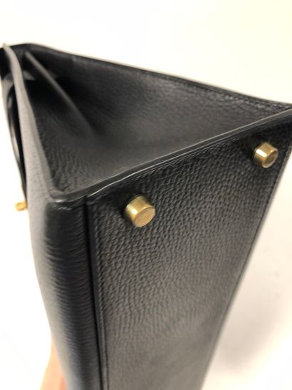 HERMES, PARIS - Made in France
Kelly bag...