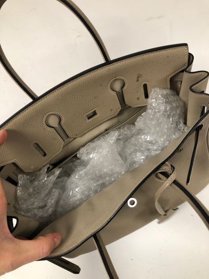 HERMES PARIS - MADE IN FRANCE
Birkin bag...