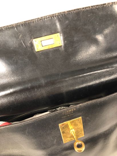HERMES PARIS - MADE IN FRANCE
Kelly bag 32...
