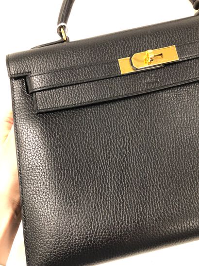 HERMES, PARIS - Made in France
Kelly bag...