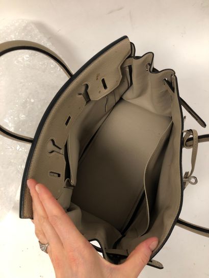 HERMES PARIS - MADE IN FRANCE
Birkin bag...
