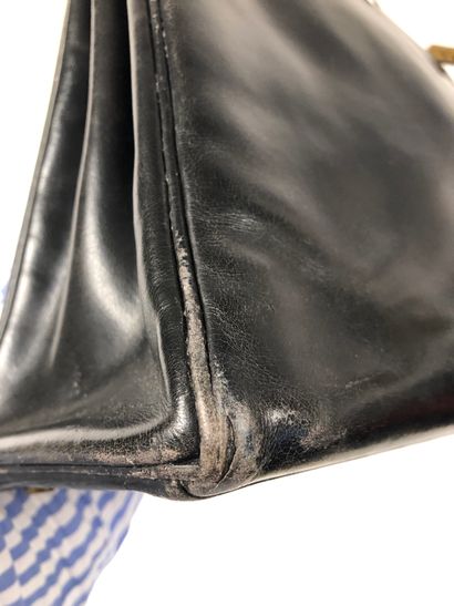 HERMES PARIS - MADE IN FRANCE
Kelly bag 32...