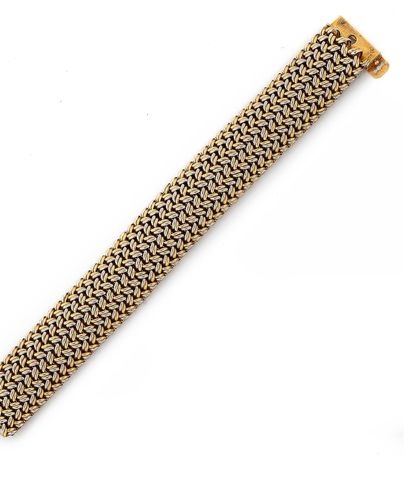 
Flexible ribbon bracelet slightly curved...
