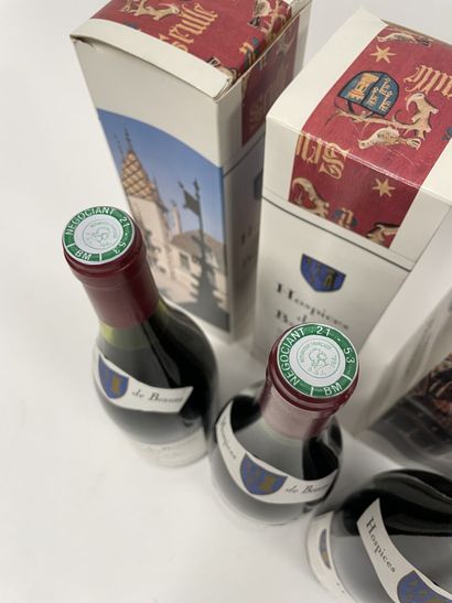HOSPICES DE BEAUNE
4 bottles, 1983.

Beaune....