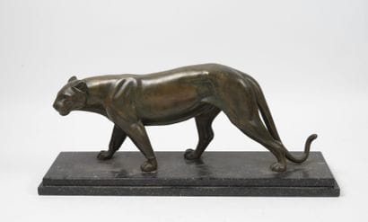 M. LEDUCQ (1875-1955)
Panthère marchant....