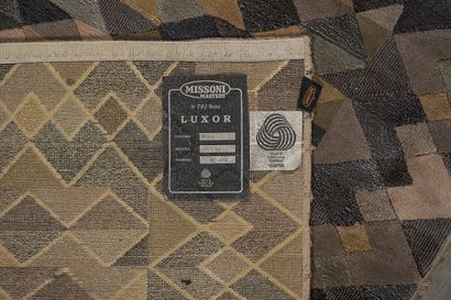MISSONI Home
Luxor.

Wool carpet with geometric...