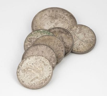 France
Lot of silver coins, including:

-...