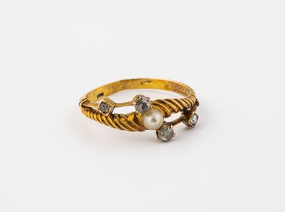 Yellow gold (750) openwork ring with twisted...