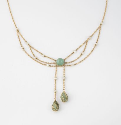 Fine necklace in yellow gold (750), the neckline...