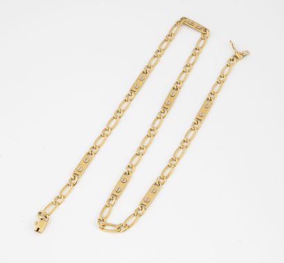 Yellow gold (750) choker chain with figaro...