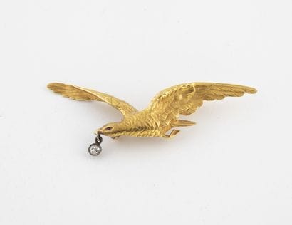 Brooch bird in flight in yellow gold (750),...