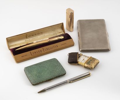 Lot in silver and gold metal, including :

-...