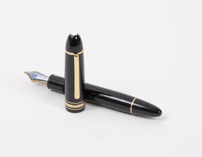 MONTBLANC, Meisterstuck n°149
Black resin...