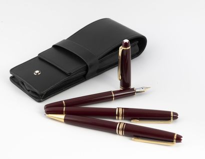 MONTBLANC, MEISTERSTUCK
Lot of three pens...