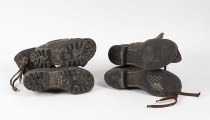 Paire de bottes de marche américaine en cuir...