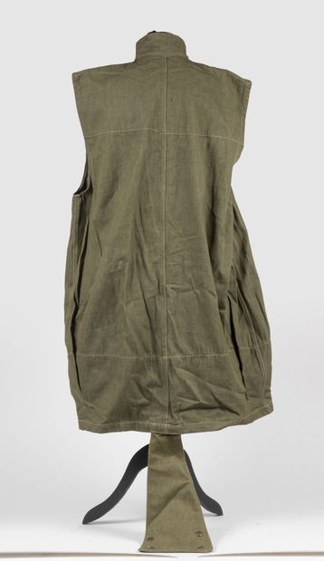 Oversmock britannique modèle 1942 datée 1946....