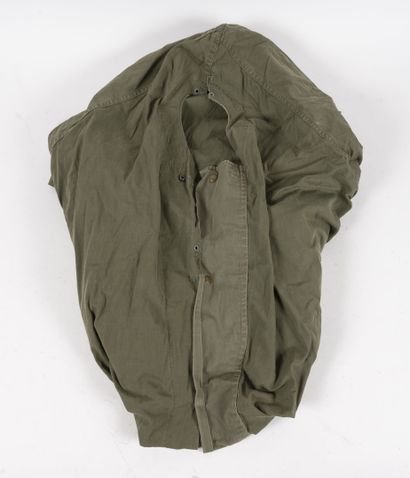 Lot de vêtement US comprenant : 

-Pantalon...