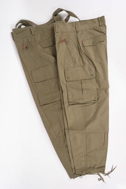 Lot de 2 pantalons TAP modèle 47 kaki, complet...