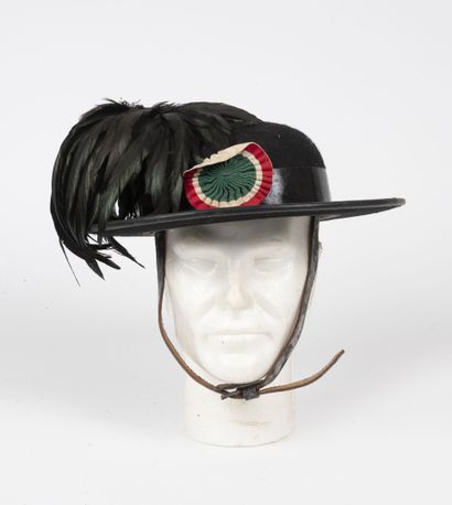 Chapeau de Bersaglier avec cocarde et plumes...