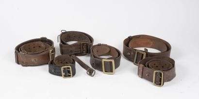 Lot de 6 ceinturons en cuir d'officier, 1...