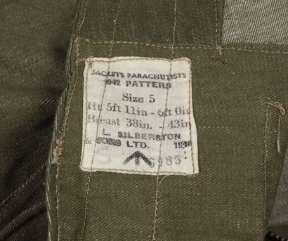 Oversmock britannique modèle 1942 datée 1946....