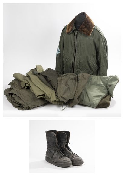 Lot d'uniforme français des années 70-80...