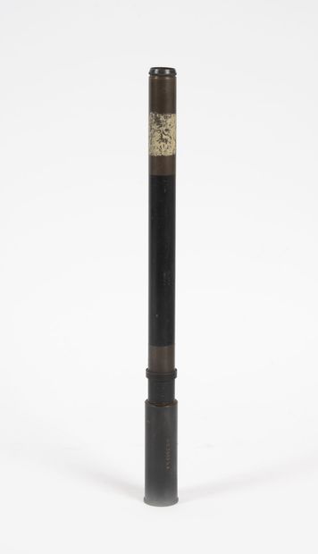 Lunette de visée britannique datée 1944,...