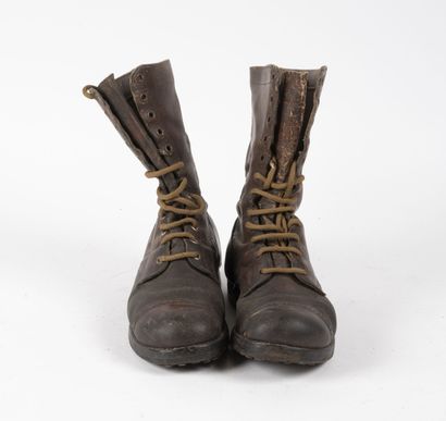 Paire de botte de marche américaine modèle...