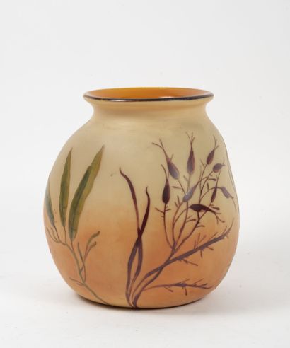 Etablissements LEGRAS 
Vase with flat bottom,...