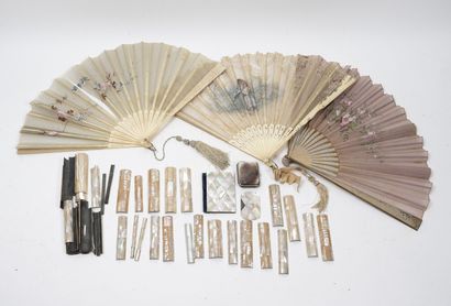 Lot of mother-of-pearl veneer elements including...